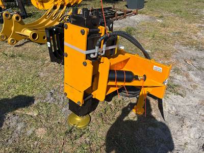 GIYI GY-AD680 PILE HAMMER Skid Steer Attachment