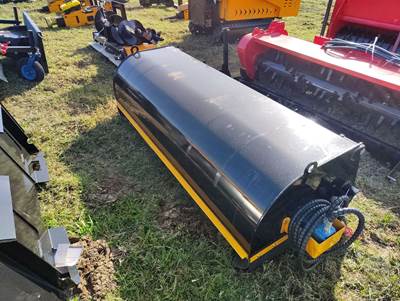 GIYI GY-BS72 Skid Steer Attachment