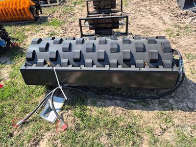 GIYI GY-CW59 Skid Steer Attachment