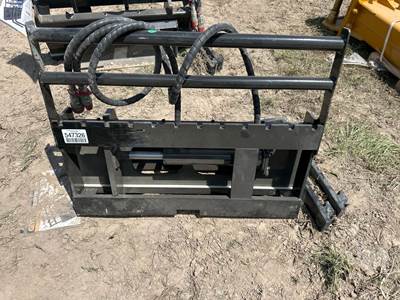 GIYI GY-CYHC 29 IN. HYDRAULIC SIDE SHIFT FORKS Skid Steer Attachment