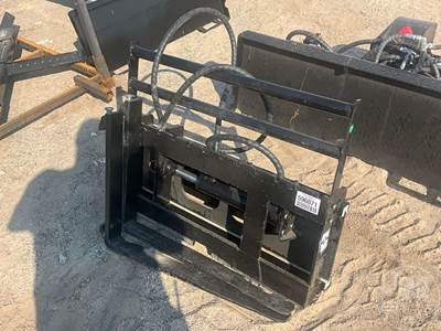 GIYI GY-CYHC Forks with Hyd Positioner, Mini Skid Steer Mount