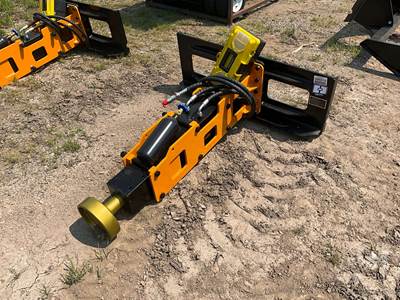 GIYI GY-D680 45 Inch Post Driver Skid Steer Attachment, Universal Skid Mount