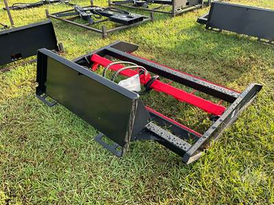 Unused GIYI GY-FR70 70 Inch Ripper Skid Steer Attachment, Universal Mount