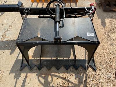 GIYI GY-HWG44 Skid Steer Attachment