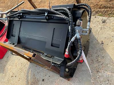 GIYI GY-M48 Skid Steer Attachment