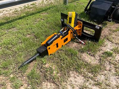 Unused GIYI GY-P680 45 Inch Universal Skid Mount Attachment