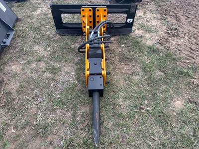 GIYI GY-P680 HYDRAULIC BREAKER HAMMER Skid Steer Attachment