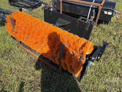 GIYI GY-SE61 Skid Steer Attachment