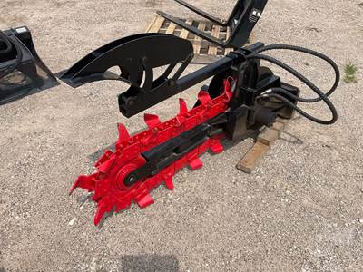2024 GIYI GY-X380 Mini Skid Steer Trencher Attachment