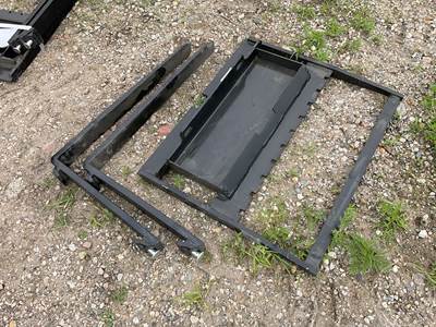 GIYI GY-XHC Mini Skid Steer Forks, 30" Fork Length