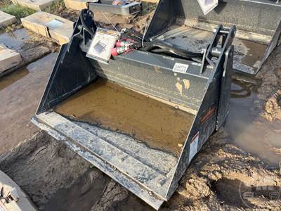 GIYI GY-XKH39 Skid Steer Attachment