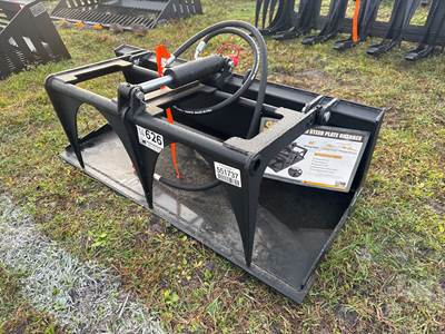 GIYI GY-XPG44C PLATE GRABBER Skid Steer Attachment