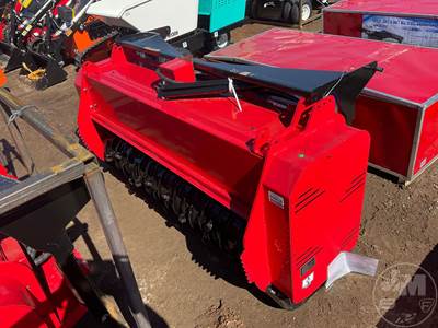 GIYI GY72PRO Skid Steer Attachment