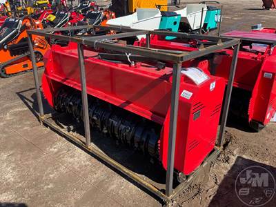 GIYI GY72PRO Skid Steer Attachment