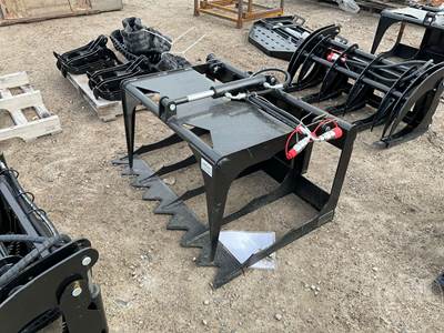 GIYI HWG44 WOOD GRABBER Skid Steer Attachment