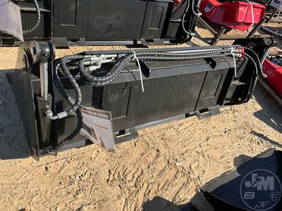 GIYI KH72 Skid Steer Attachment