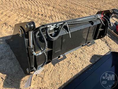 GIYI KH72 Skid Steer Attachment