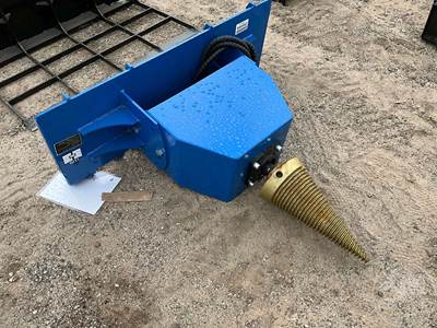 GIYI LS43 LOG SPLITTER Skid Steer Attachment