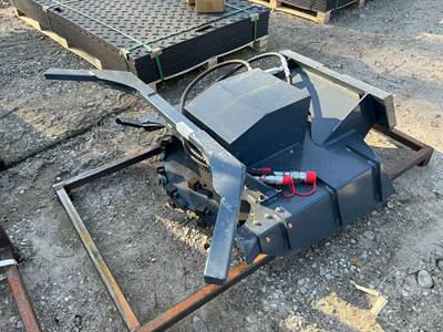 GIYI MDM50 DISC MULCHER Skid Steer Attachment