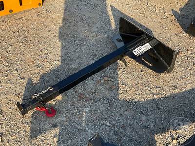 GIYI MTB87 24 1/2 Inch Mini Skid Steer Mount Attachment