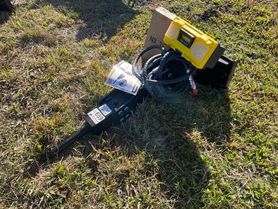 GIYI P45 Skid Steer Attachment