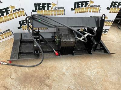 GIYI PC71 Skid Steer Attachment