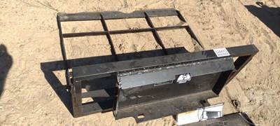GIYI PDQ Skid Steer Attachment