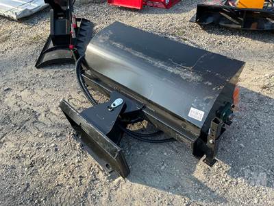 Unused GIYI QSJ Hydraulic Broom Mini Skid Steer Attachment