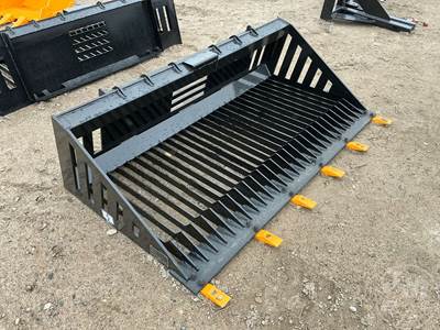 GIYI RB66 ROCK BUCKET Skid Steer Attachment