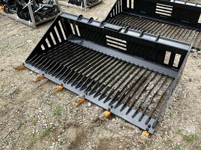 Unused GIYI RB66 66" Rock Bucket Skid Steer Attachment, Universal Skid Mount