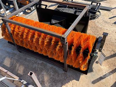 GIYI SE61 Skid Steer Attachment