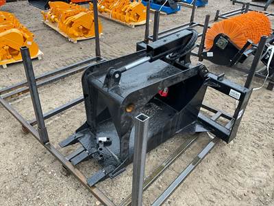 GIYI SGB20 STUMP GRAB BUCKET Skid Steer Attachment