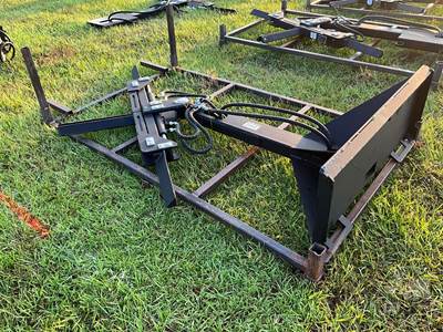 GIYI STL75 Universal Skid Steer Mount Attachment