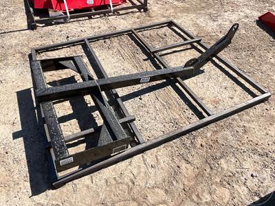 Unused GIYI TB72 45" Skid Steer Attachment