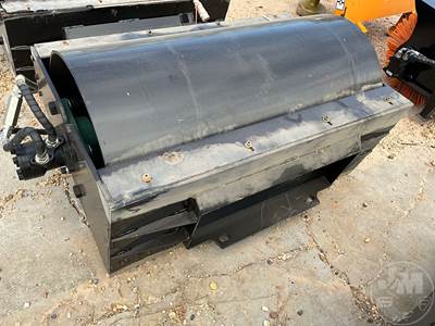 GIYI VR39 Skid Steer Attachment