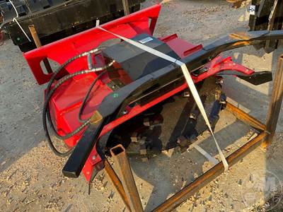 GIYI X-DM43 Skid Steer Attachment