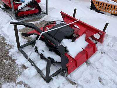 GIYI X-DM43 Skid Steer Attachment