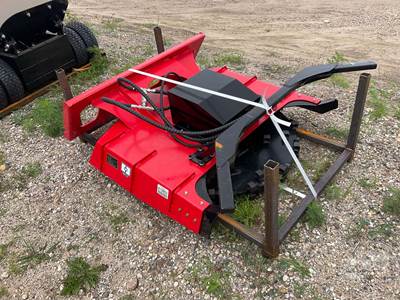 GIYI X-DM43 43 Inch Universal Skid Mount Skid Steer Attachment