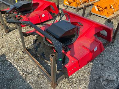 GIYI XDM43 DISC MULCHER Skid Steer Attachment