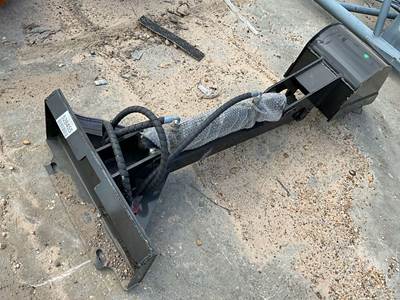 GIYI ZWB Skid Steer Attachment