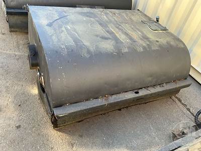 Ingersoll-Rand Sweeper 54 Bucket Sweeper Attachment, Universal Skid Steer Mount