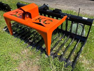 KC 76 Inch Single Cylinder Grapple Bucket, Universal Skid Mount
