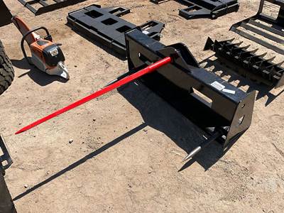 KC Bale Spear Skid Steer Attachment, Universal Mount