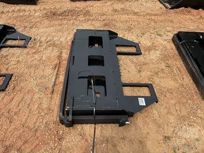 Unused KC 42 Inch Forks Skid Steer Attachment, Universal Skid Mount