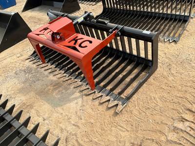 KC 76 Inch Rock Grapple Bucket, Universal Skid Steer Mount
