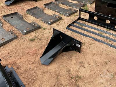 KC 12 Inch Tree Spade Bucket, Mini Skid Steer Mount