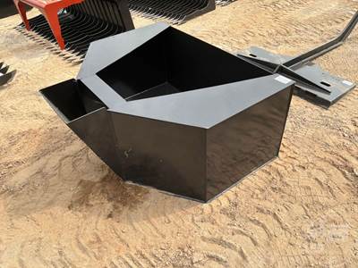 KC Universal Skid Mount Skid Steer Attachment