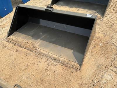 Unused KC 72 Inch Smooth Bucket, Universal Skid Steer Mount