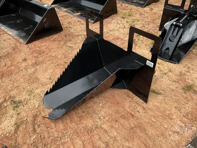 Unused KC 36 Inch Tree Spade Bucket, Universal Skid Steer Mount