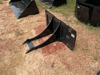 KC 14 Inch Universal Skid Steer Mount